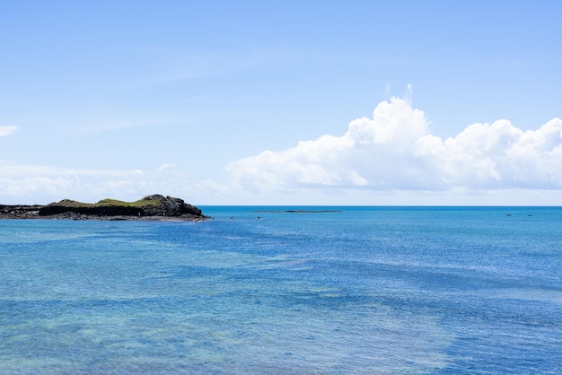 Meer über dem Strand auf der Insel Penghu