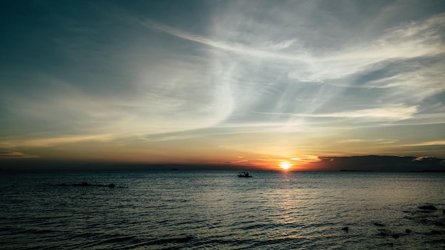 Meer und Abendhimmel in Pattaya Beach Thailand