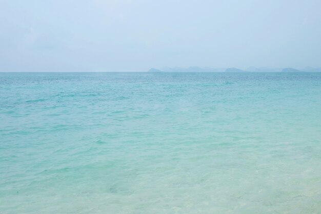 Meer und blauer Himmel, Naturlandschaft