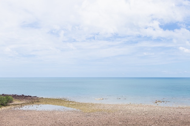 Meer und Sandstrand