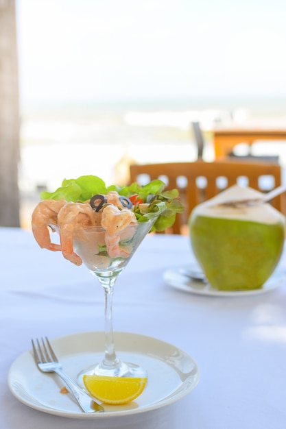 Meeresfrüchte am Strand.