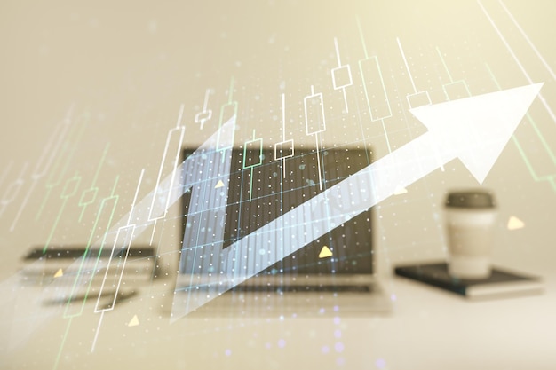 Mehrfachbelichtung des abstrakten Finanzdiagramms mit Aufwärtspfeil auf Computerhintergrund Aufstiegs- und Durchbruchskonzept