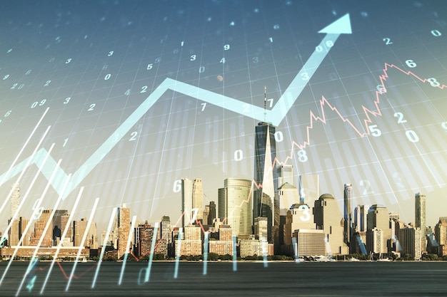 Mehrfachbelichtung des virtuellen abstrakten Finanzdiagramms und des Aufwärtspfeils auf dem Hintergrund des Finanz- und Handelskonzepts von Manhattan Stadtbild