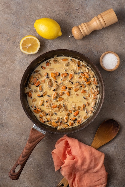 Mejillones en salsa cremosa