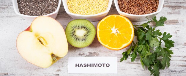 Foto melhor alimento nutritivo para tireoide saudável alimentação natural contendo vitaminas e minerais