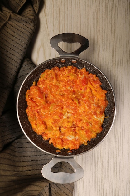 Menemen comida turca ou omelete