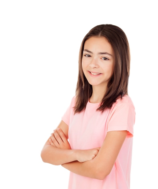 Menina bonita preteenager pensativo com t-shirt rosa