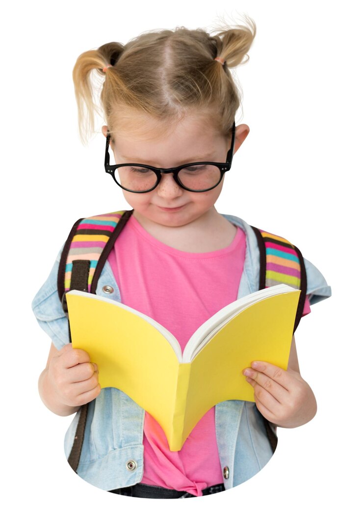 Foto menina estudante png fundo transparente
