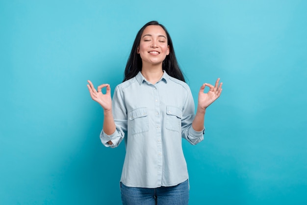 Foto menina zen