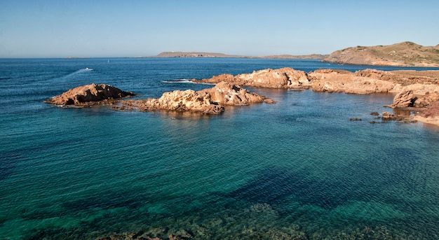 Menorca, vista do mar da espanha