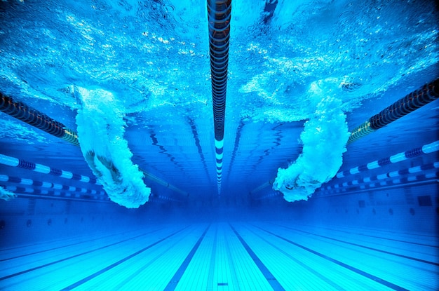 Foto menschen im schwimmbad