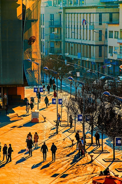 Foto menschen in der stadt im winter