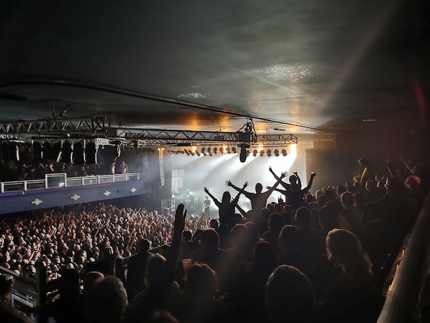 Menschenmenge beim Konzert