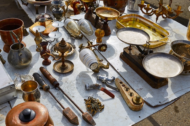 Mercado de antigüedades al aire libre en españa.