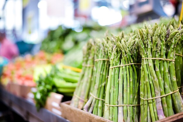 mercado de alimentos local variedade de produtos