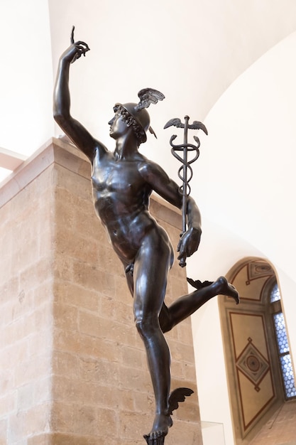 Mercúrio Voador de Giambologna