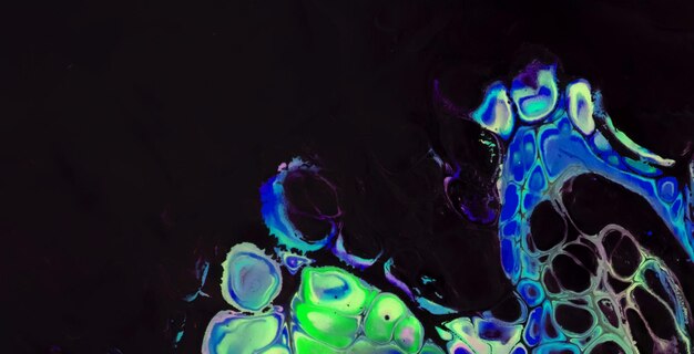 Mergulhe nos animados padrões psicodélicos e perca-se numa obra-prima abstrata de cores