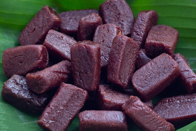 Merienda tailandesa de dulces de conserva de plátano