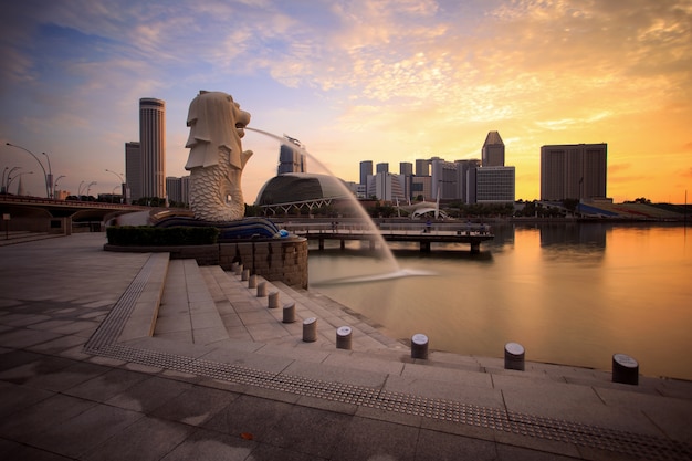 Merlion com marina bay sands