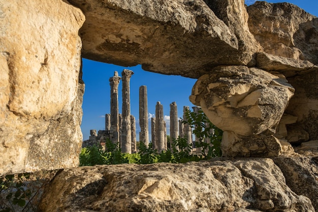 Mersin Turquía 10 de agosto de 2021 Ruinas de la antigua ciudad de Uzundzhaburch en la provincia de Mersin