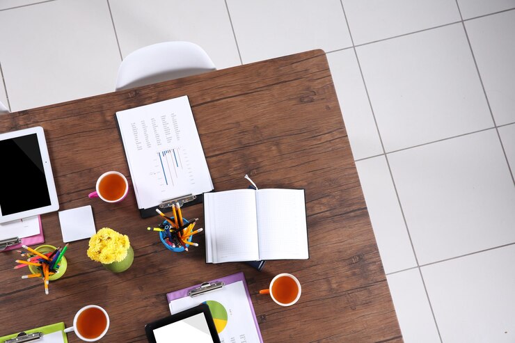 Foto mesa de escritório para reuniões vista superior