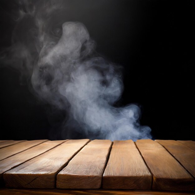 Foto mesa de madeira e fundo preto com fumaça