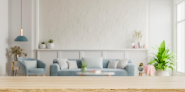 La mesa de madera en la sala de estar borrosa tiene sofá y sillón, representación 3d