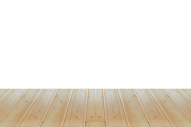 Mesa de madera vacía aislada sobre fondo blanco para montaje de exhibición de productos
