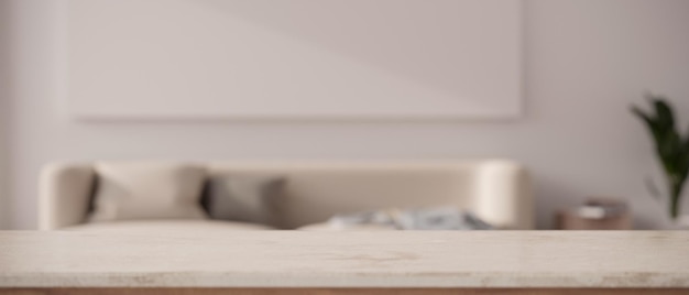 Mesa de mármol blanco natural con espacio para copiar frente a un fondo de salón mínimo borroso