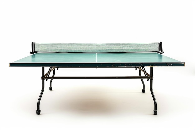 Mesa de ping pong sobre un fondo blanco