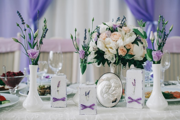 Mesas de casamento para jantares finos ou outro evento servido