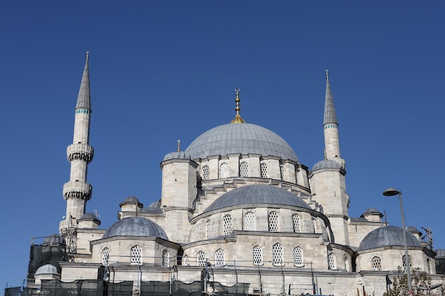 Mesquita Eminonu Yeni em Istambul Turquia