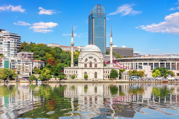 Mesquita molla celebi em istambul bósforo reta turquia