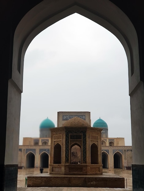 Mesquita Poi Kalon
