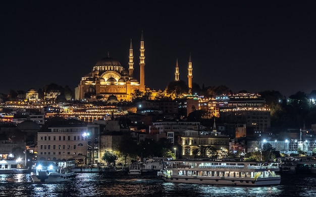 Mesquita Suleymaniye à noite