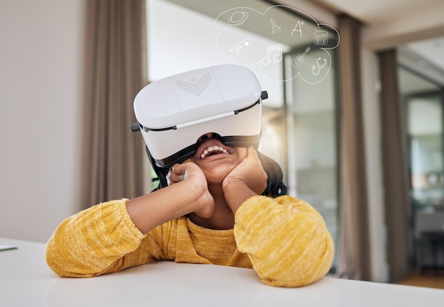 Metaverso vr e criança com sorriso em jogos de aula de elearning ou streaming de vídeo virtual online Educação futurista realidade aumentada e inovação em tecnologia para crianças felizes na escola em casa