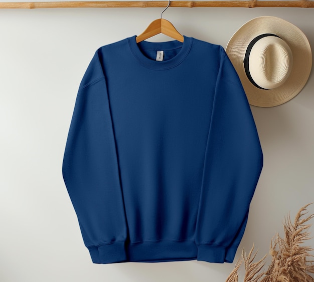 Foto metro blue boho sweatshirt pendurado com ambas as mangas mockup bundle