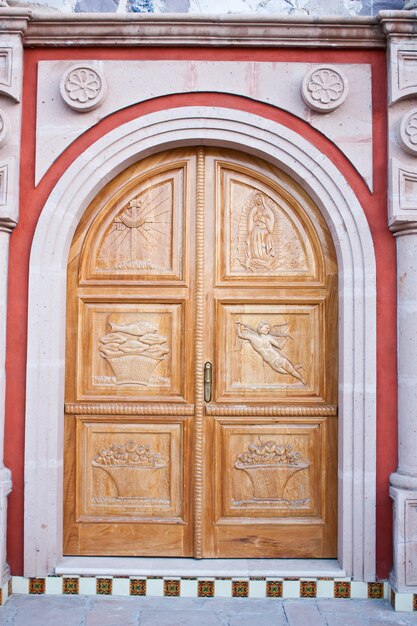 México, entrada da igreja em uma antiga Azienda