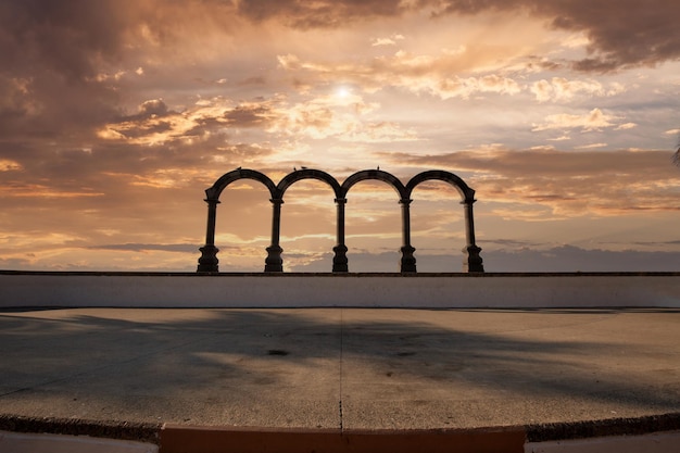 México Puerto Vallarta Los Arcos en el paseo marítimo del Malecón