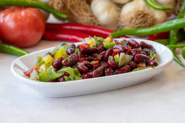 Mexikanischer Salat Gesunde Ernährung Zwischenmahlzeit zum Hauptgericht Natürliche vegetarische Kost