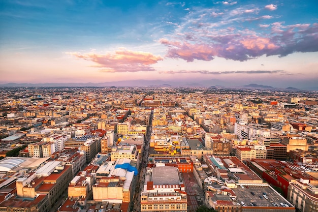 Mexiko Panoramablick auf die Skyline von Mexiko-Stadt von der Aussichtsplattform am Torre Latinoamericana