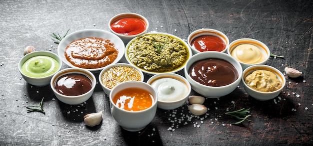 Mezcla de diferentes tipos de salsas.