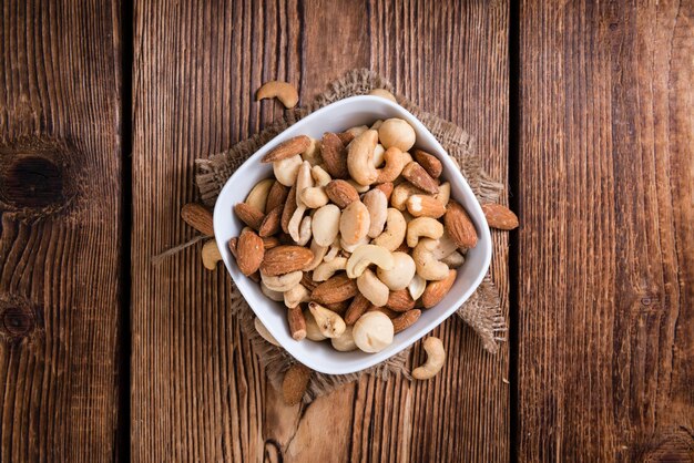 Mezcla de nueces tostadas y saladas