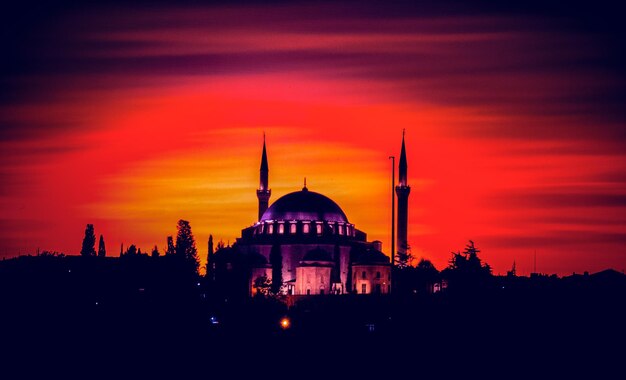 Mezquita de estilo otomano en Estambul