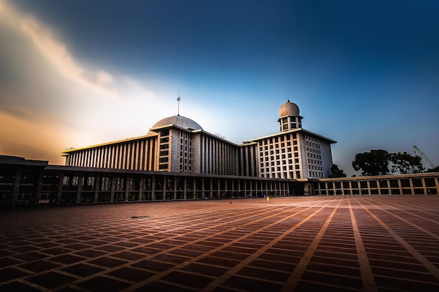 La mezquita de istiqlal en Jakarta, Indonesia