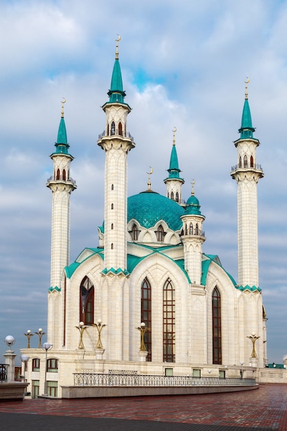 La mezquita principal de qol sherif en la ciudad de kazan, república de tatarstán, rusia