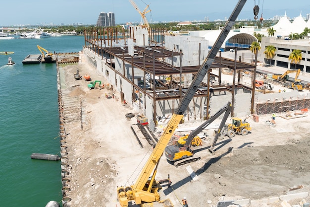 Miami EE.UU. 15 de abril de 2021 estructura industrial del sitio de construcción marina en Florida