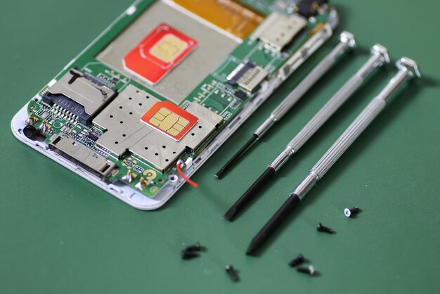 Micro reparación de chip de teléfono