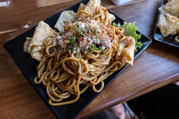 Mie goreng, culinária de macarrão frito da Indonésia