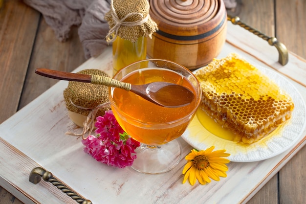 Miel de abeja dulce